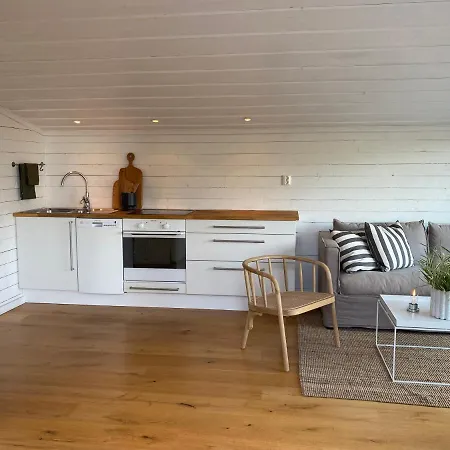 Peaceful And Scandinavian-Style Guesthouse With Scenic Nature And Seaview In High Coast Domsjo Exterior photo
