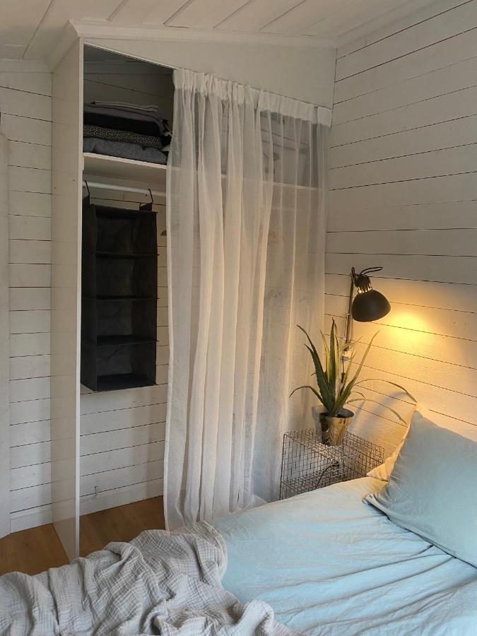 Peaceful And Scandinavian-style With Scenic Nature And Seaview In High Coast * Domsjo