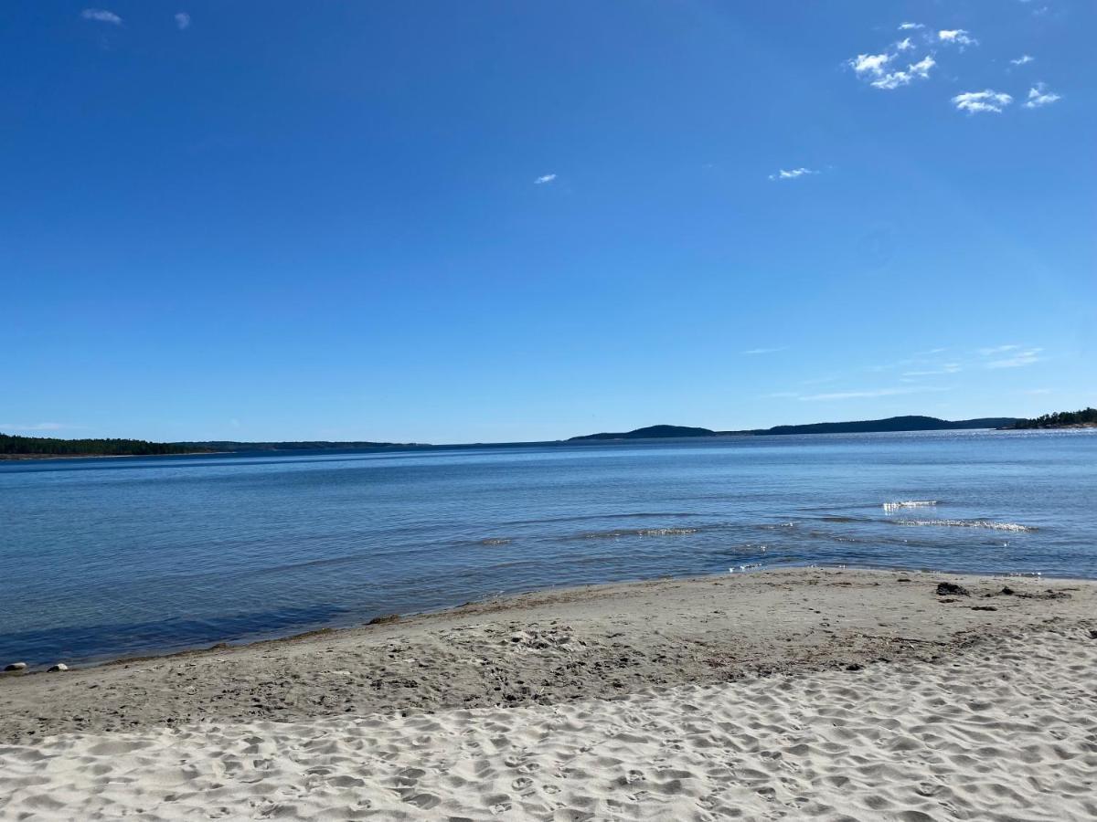 Peaceful And Scandinavian-style With Scenic Nature And Seaview In High Coast